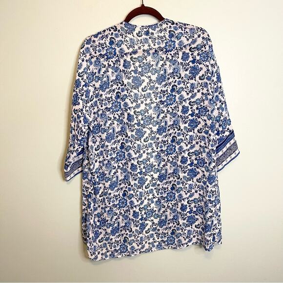 H&M Blue Floral Overthrow Shawl Size Medium - Picture 5 of 9